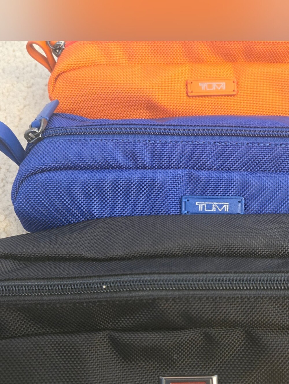 Tumi Pouches - Picture 3 of 3